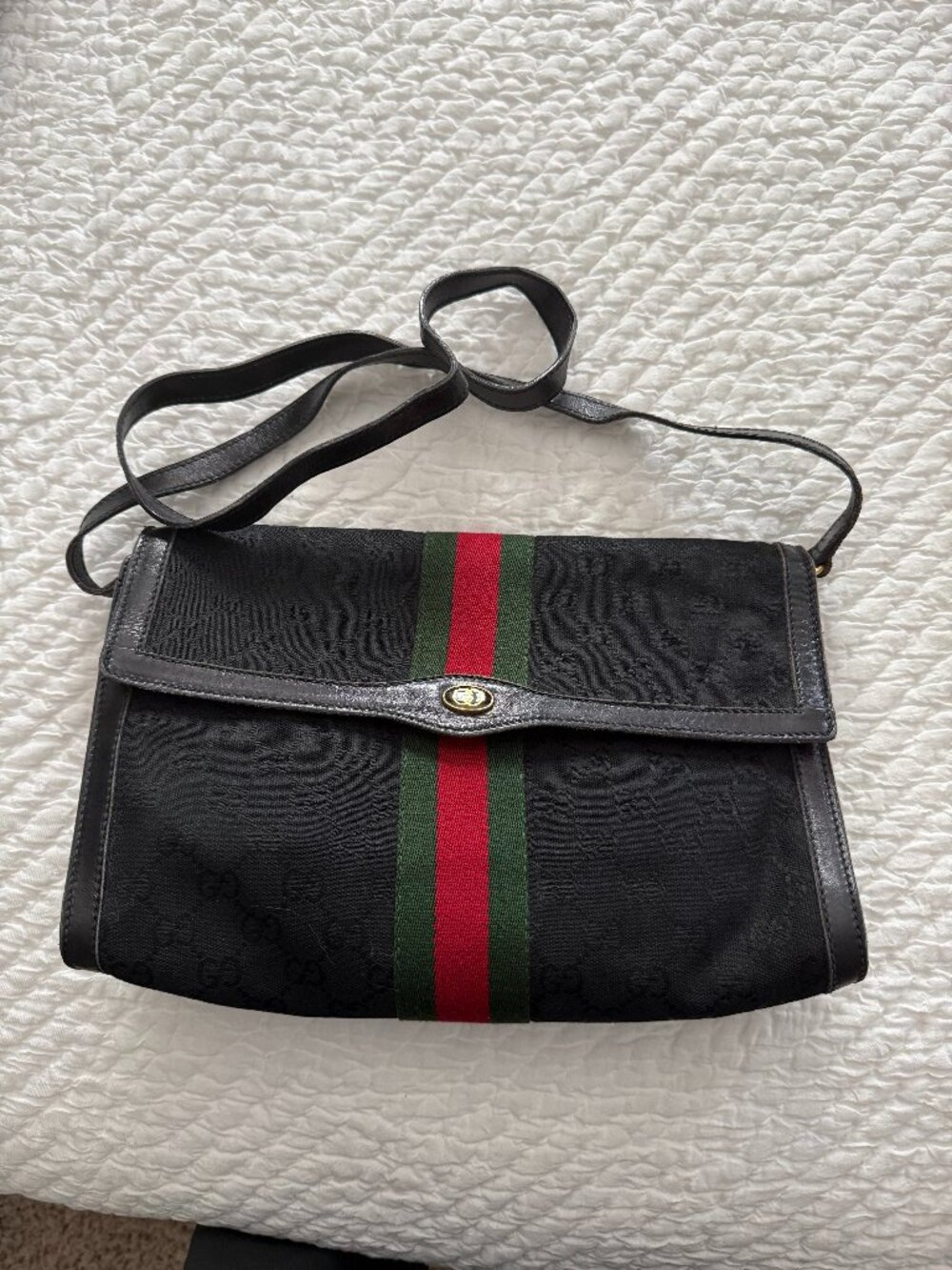 **Vintage Gucci Shoulder Bag**